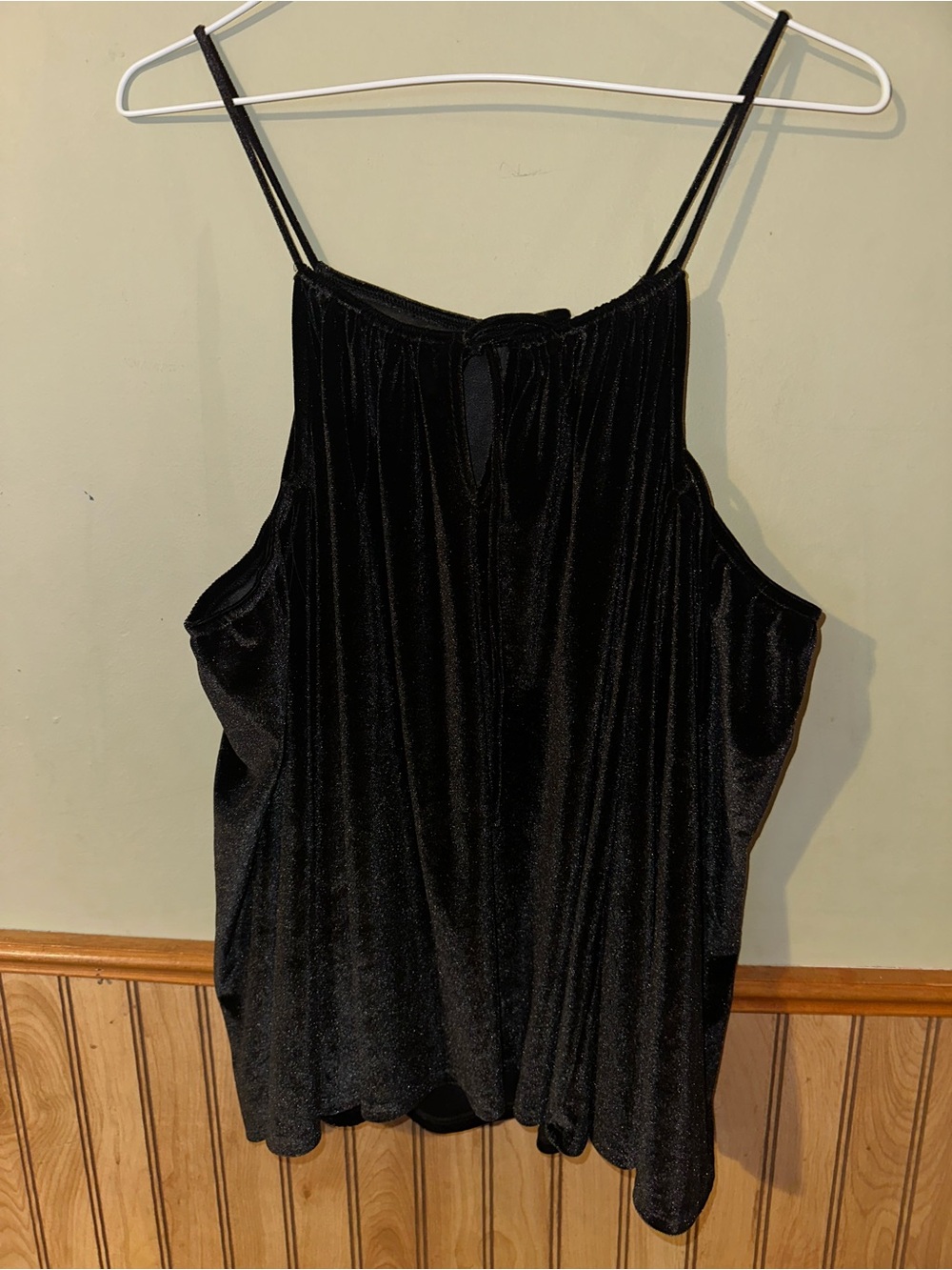 Laundry By Shelli Segal Black Velvet Camisole Tank Top